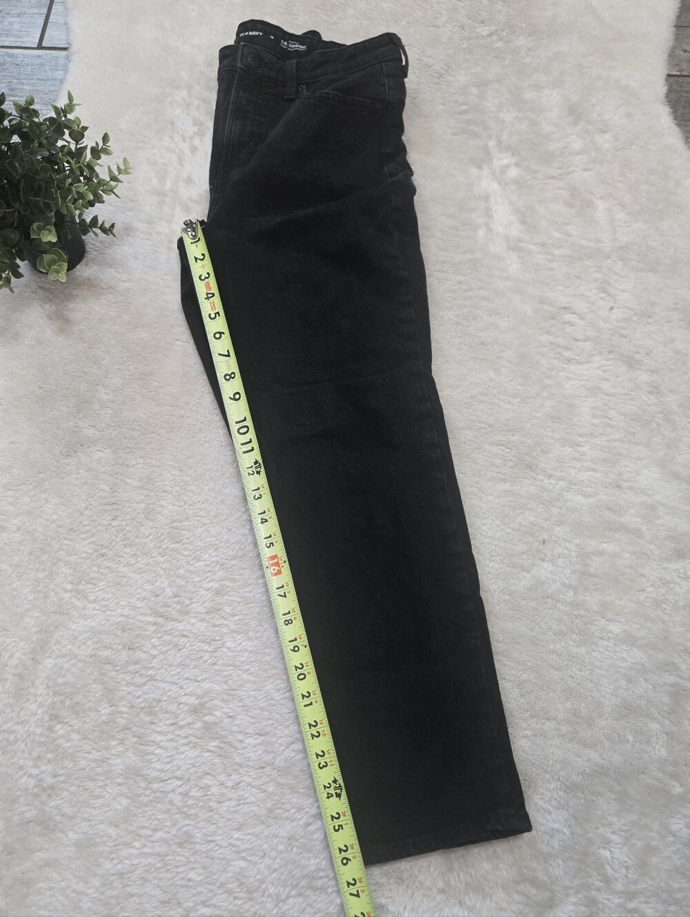 Old Navy Black OG Straight High-Rise Casual Everyday Basic Jeans, Size 10 - Picture 5 of 8
